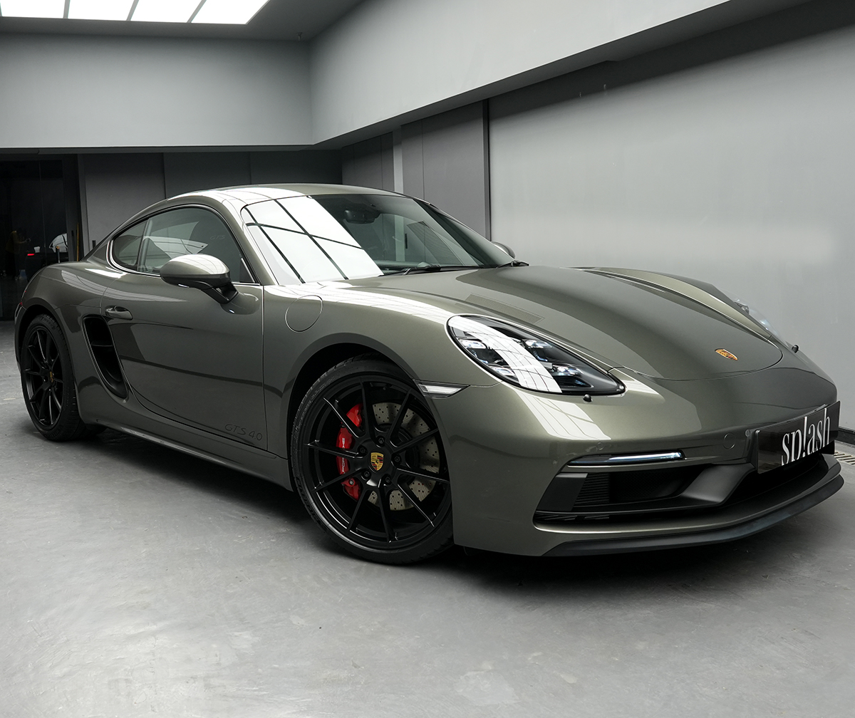 1210_Porsche718_A_FB